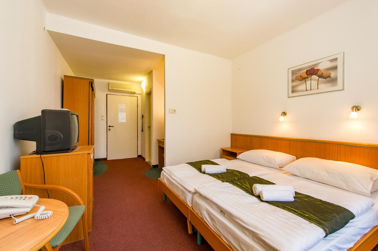 Hotel Griff Budapest Eksteriør billede