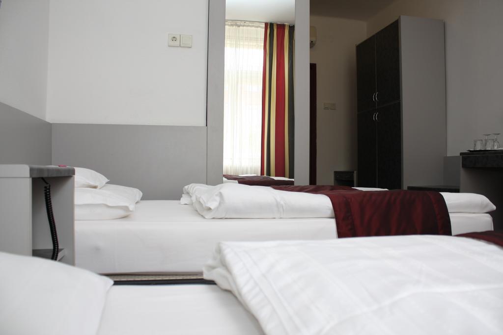 Hotel Griff Budapest Eksteriør billede